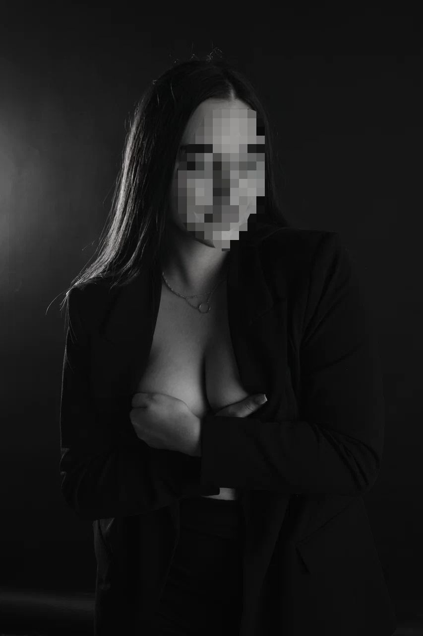 Проститутка Оля 20 лет сделает профессионально классический секс и примет у себя в Любой район