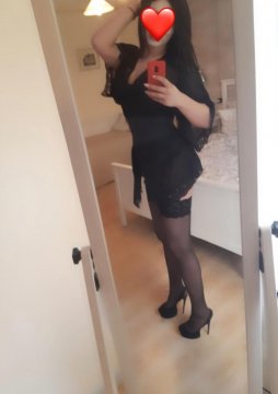 Проститутка Трансексуалк Евгения с 2 размером груди исполнит групповой секс и позовет в гости